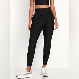 Old Navy Black Women’s High-Waisted PowerSoft Pocket Joggers